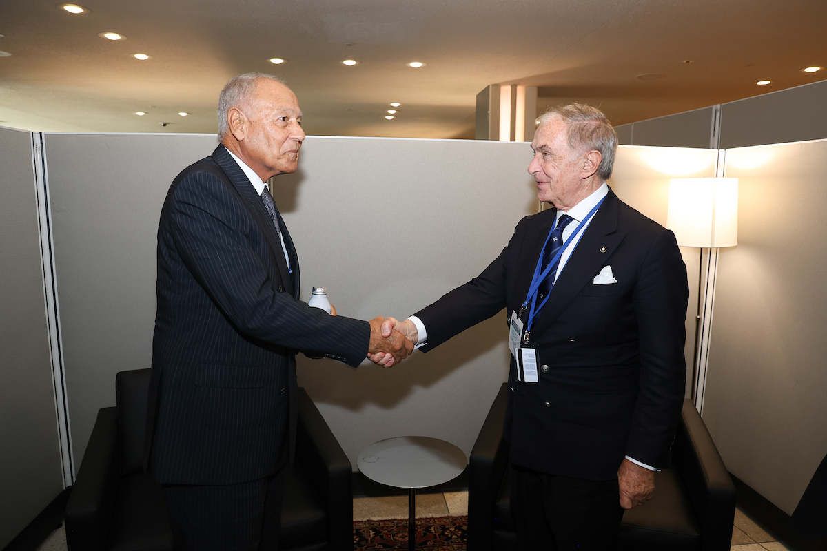 Grand Chancellor meets Arab League Secretary General